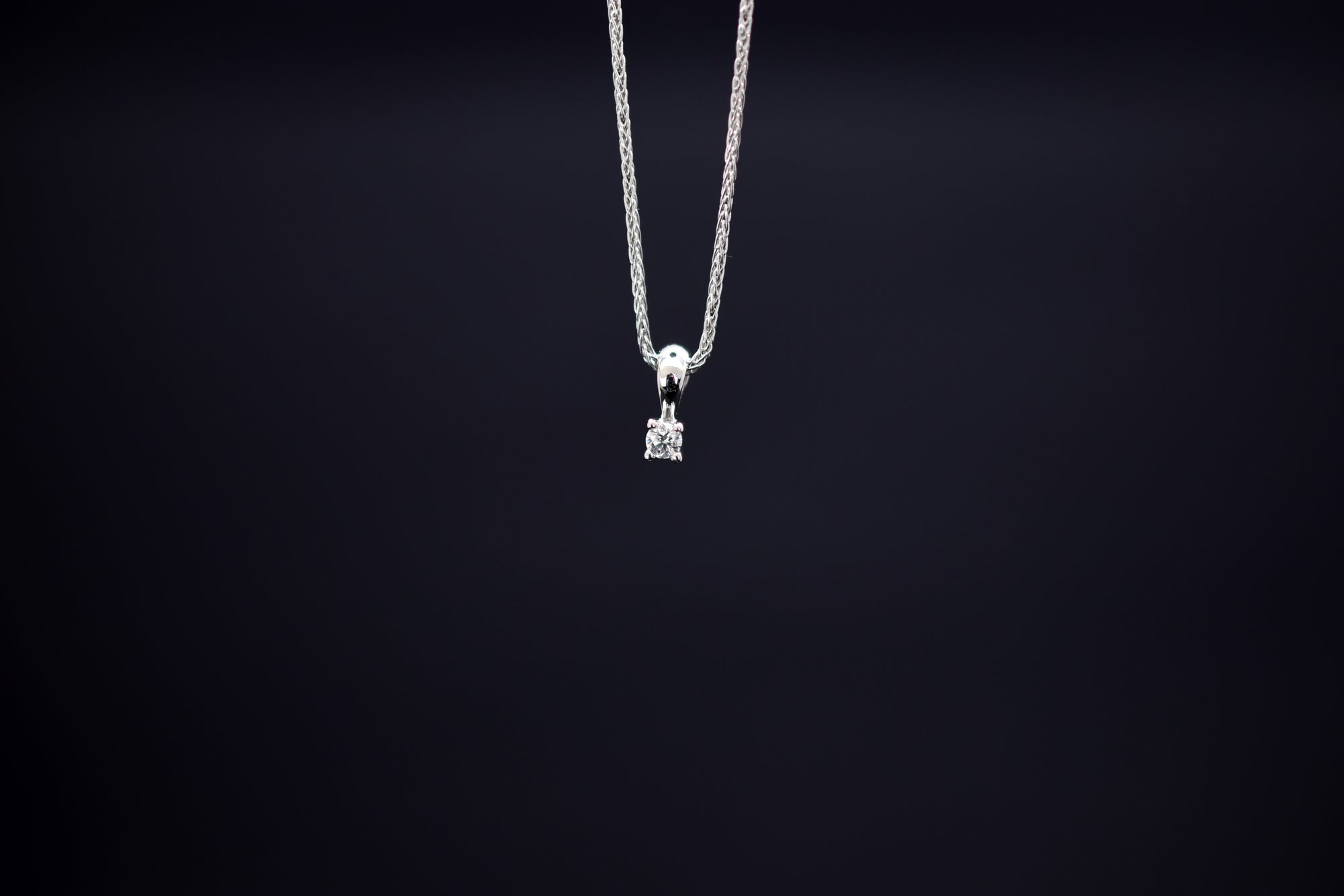 Halskette mit Diamantanhänger - 585er Weißgold - ca. 0.04 ct.