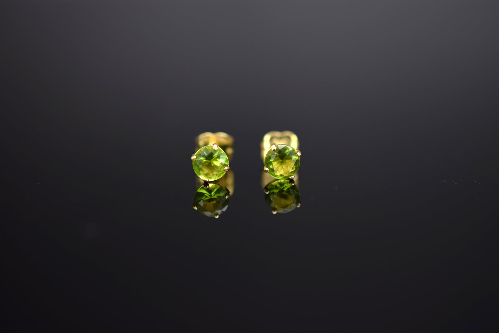 Ohrstecker Zirkonia grün - 585er Gelbgold