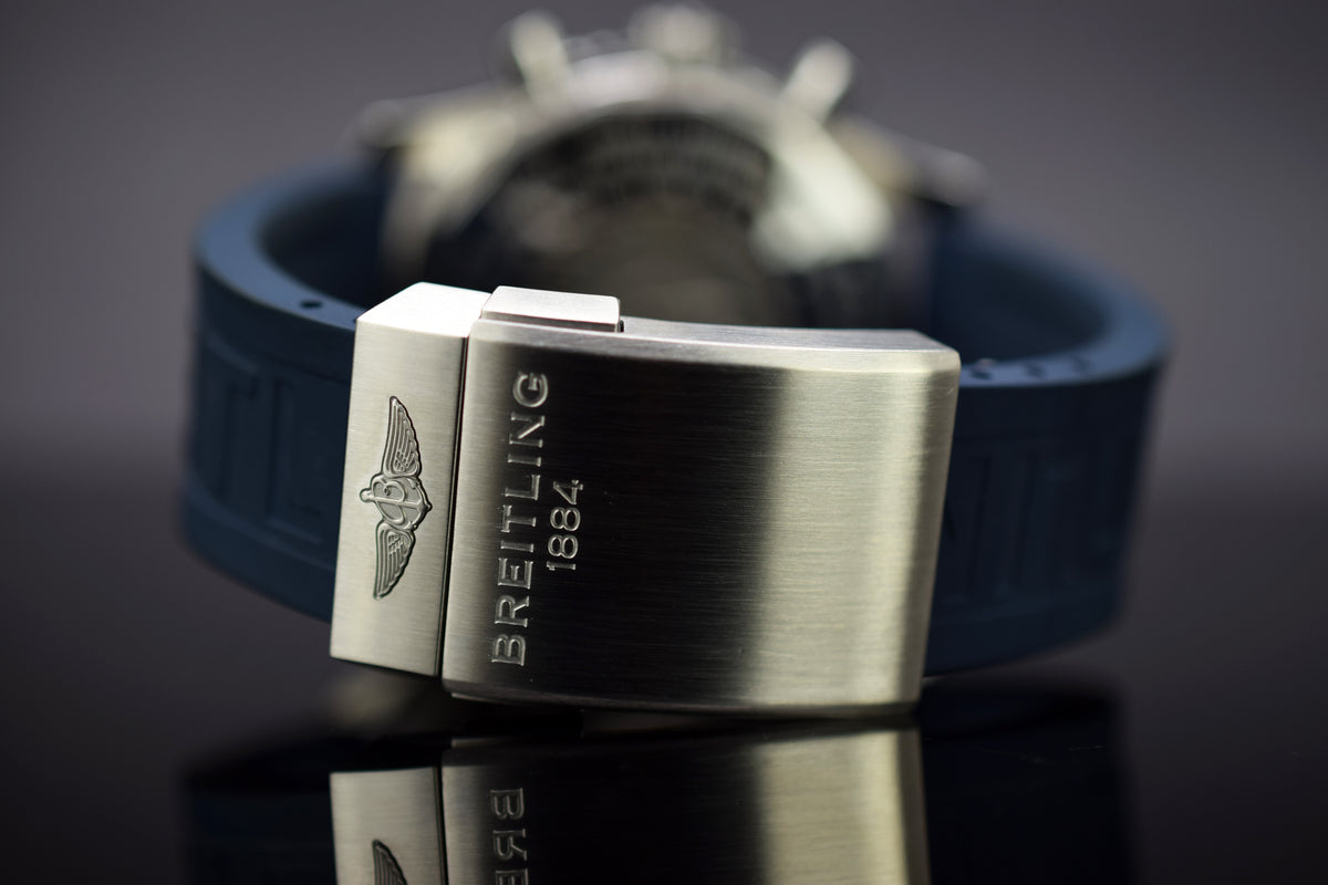 Breitling Navitimer World - Aus 2018