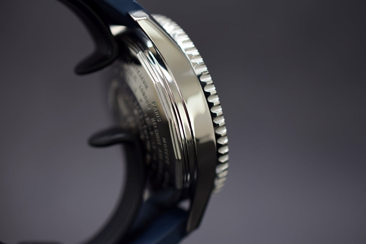 Breitling Navitimer World - Aus 2018