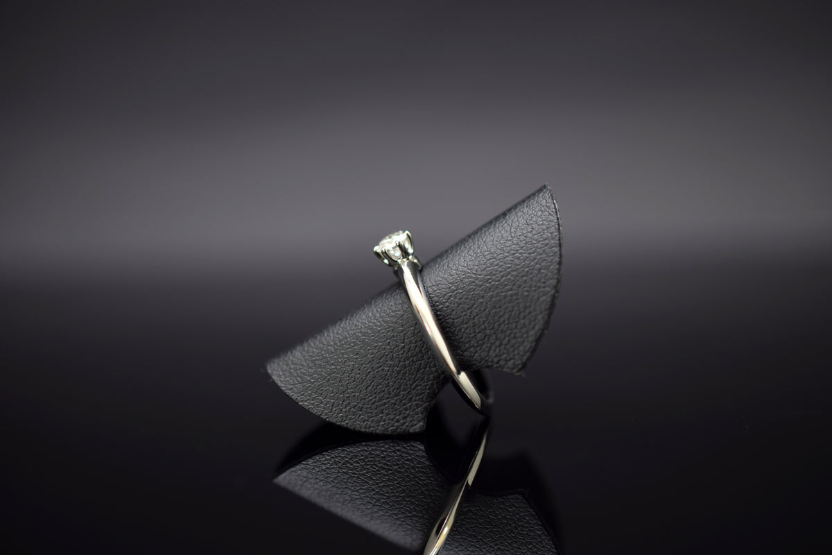 Tiffany &amp; Co. Diamantring -  0,18ct. - Ringgröße 51