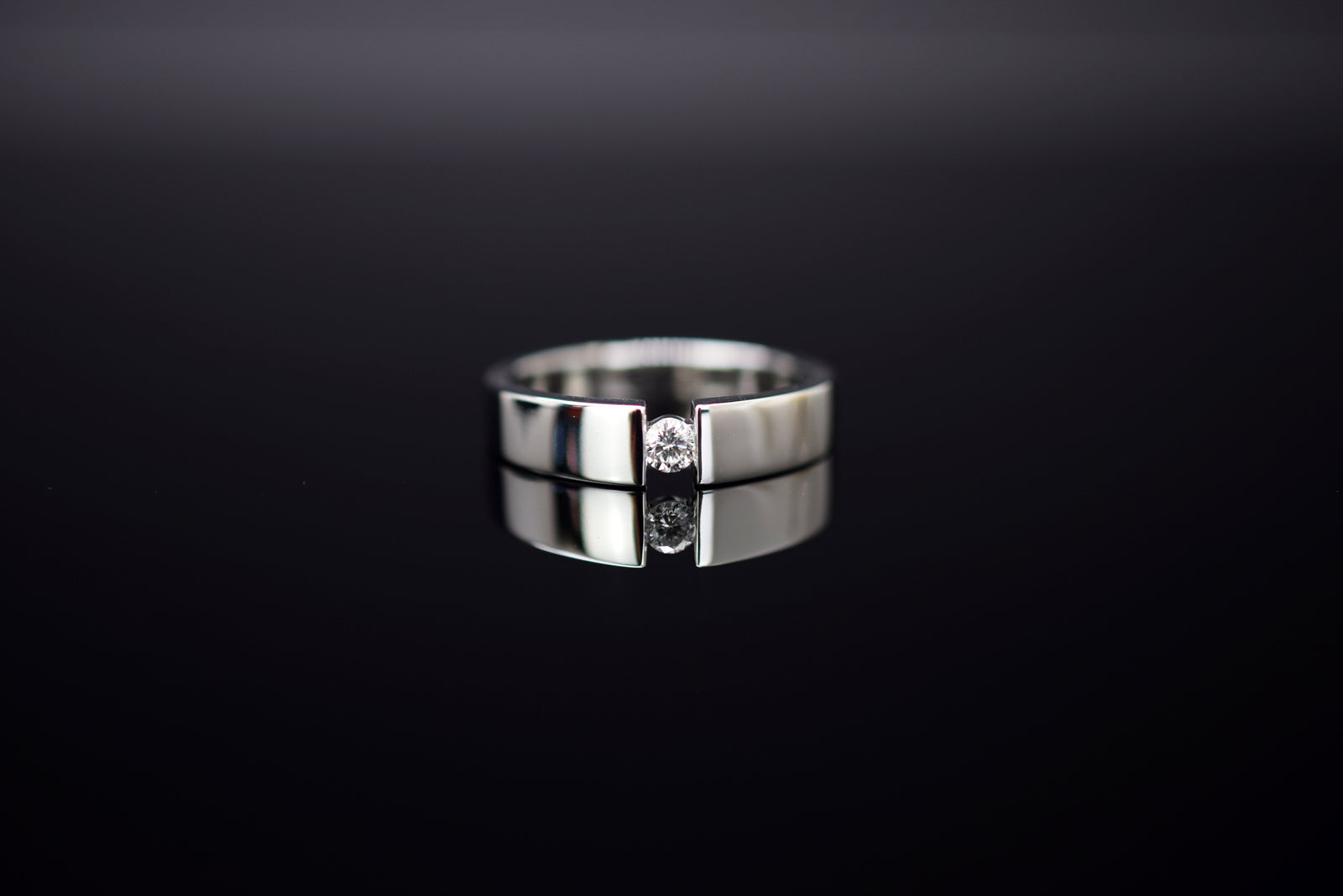 Diamantring aus 585er Weißgold - ca. 0.10 ct. - Ringgröße 54