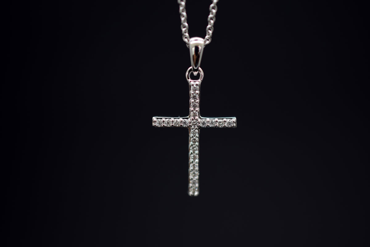 Bella Luce Halskette mit Kreuzanhänger - 585er Weißgold - ca. 0.08ct.