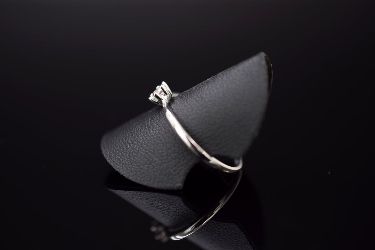 Verlobungsring aus 585er Weißgold - ca. 0.17 ct. - Ringgröße 56