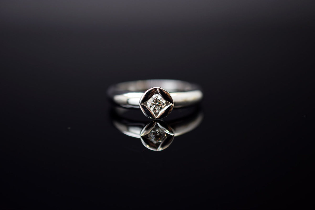 Bella Luce Diamantring aus 585er Weißgold - Ringgröße 54