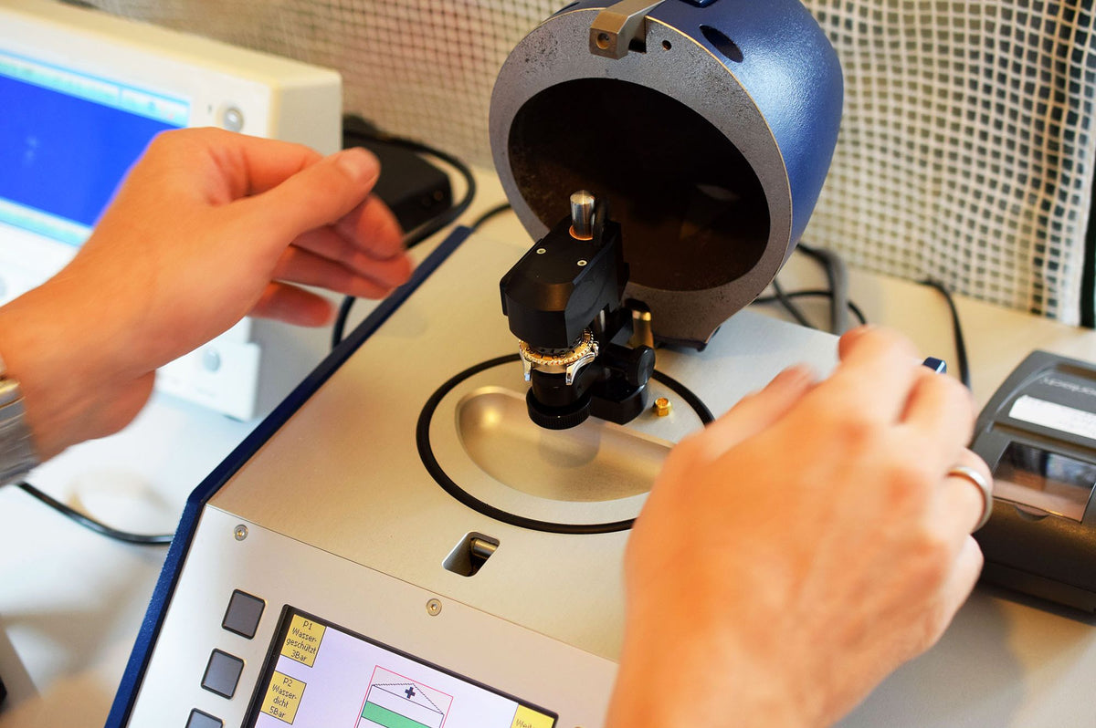 Aufarbeitung Rolex Explorer II Lünette