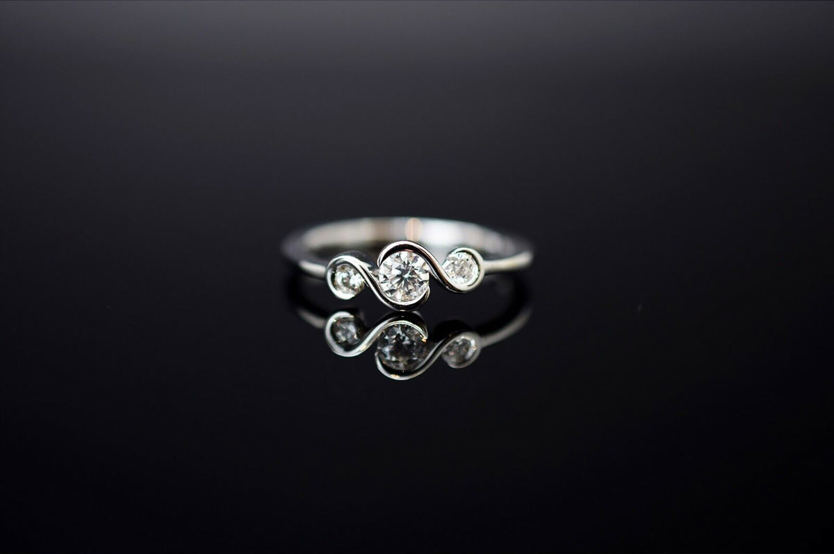 Bella Luce Diamantring aus 585er Weißgold - Ringgröße 54