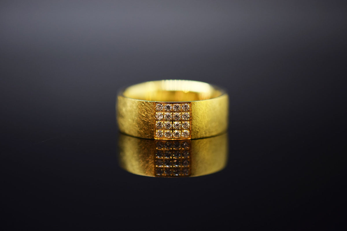 Trauringe - 585er Gelbgold - 0.2 ct. Diamanten - Modell M014