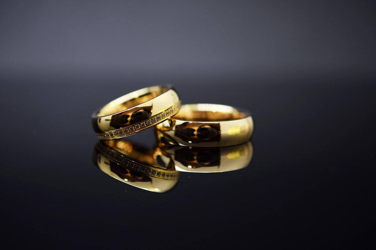 Trauringe - 585er Rosègold - 0.034 ct. Diamanten - Modell M017