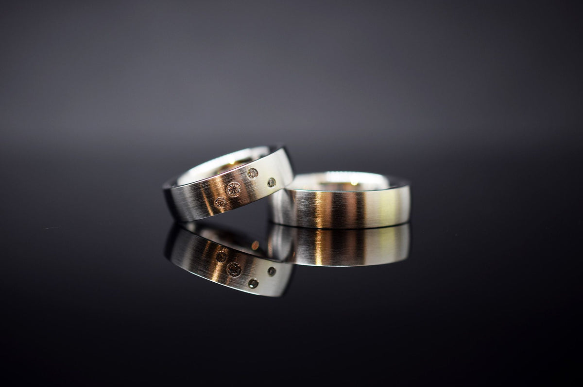 Trauringe - 585er Weißgold - 0.095 ct. Diamanten - Modell M004