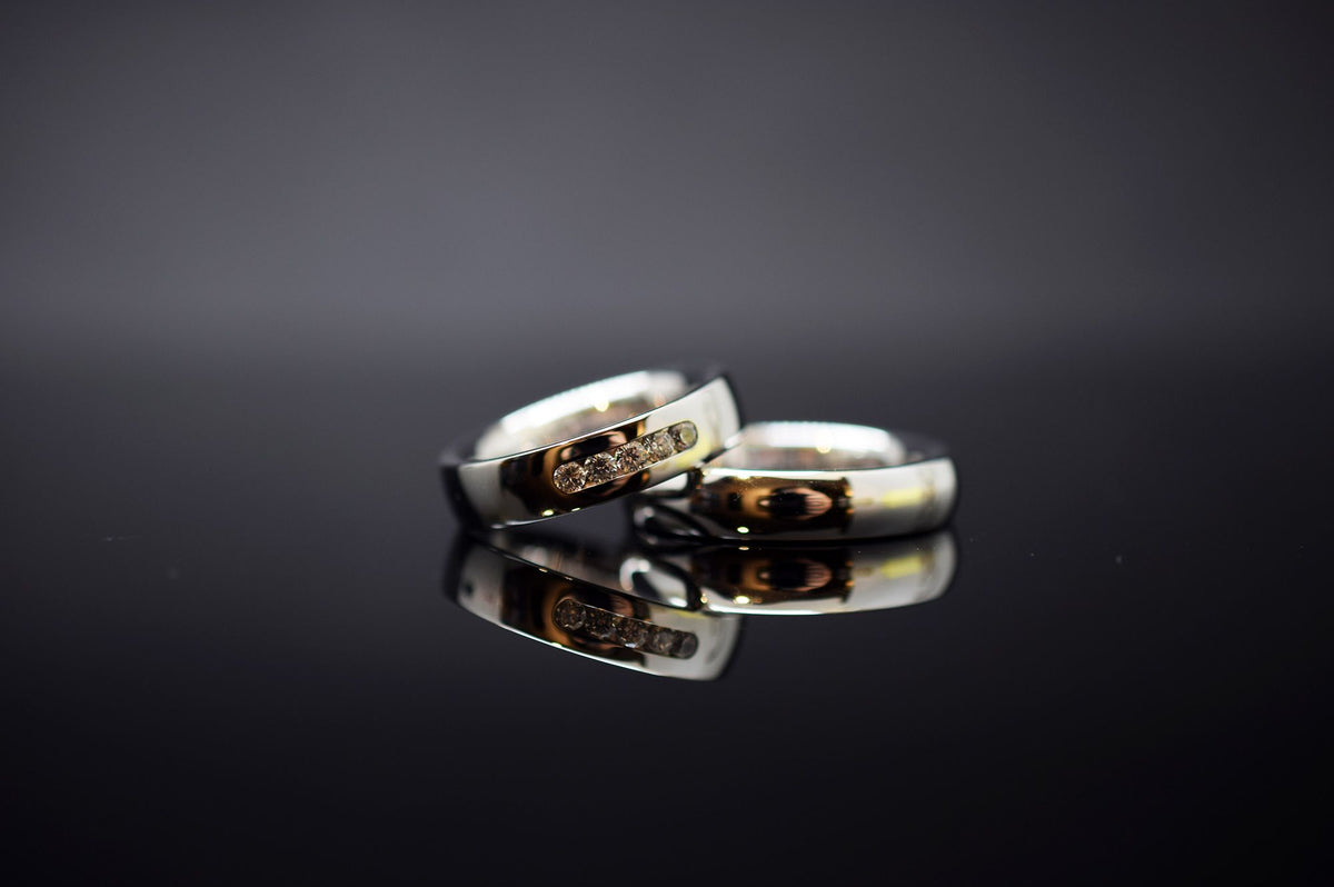 Trauringe - 585er Weißgold - 0.225 ct. Diamanten - Modell M005